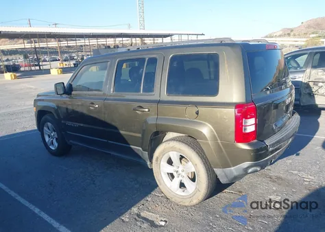 2016 Jeep Patriot Sport z USA, uszkodzony, nr VIN 1C4NJPBB2GD574340